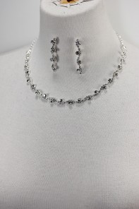 Foggy rhinestone necklace set