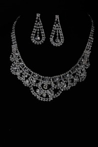 Royal line wedding necklace set 